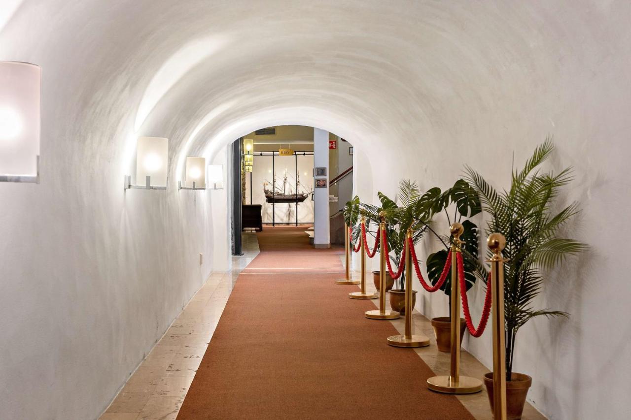 Best Western Strand Hotel VBY Εξωτερικό φωτογραφία